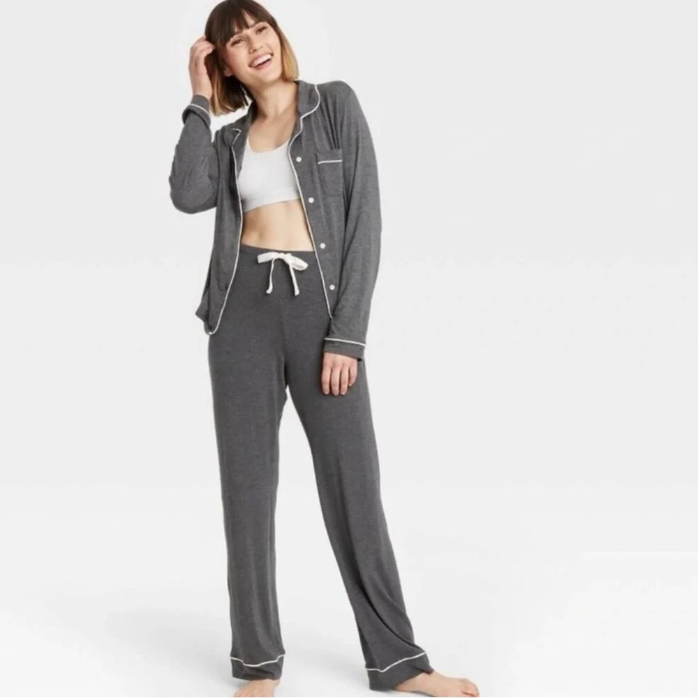 NWT Women’s Stars Above Beautifully Soft Long Sleeve Top and Pajama Pan… - Picture 2 of 6